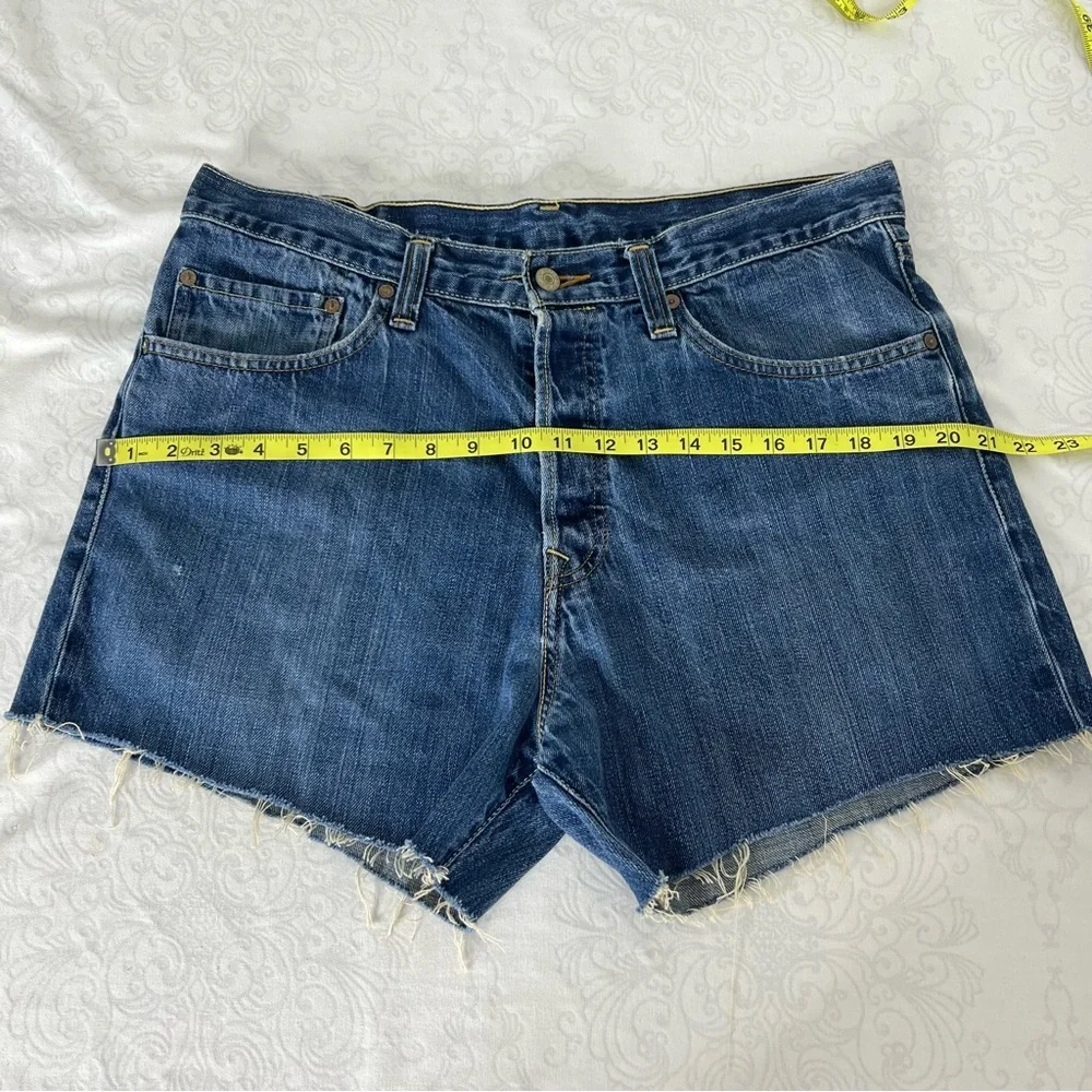 Levi’s Y2K Ryan Low Slung Loose Straight Cut Off Button Fly Shorts Size 34